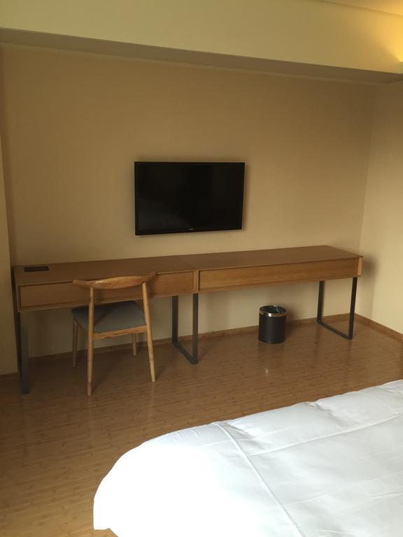Ji Hotel Jinan Quancheng Square Eksteriør bilde