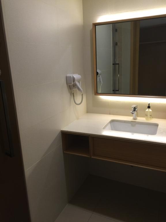 Ji Hotel Jinan Quancheng Square Rom bilde